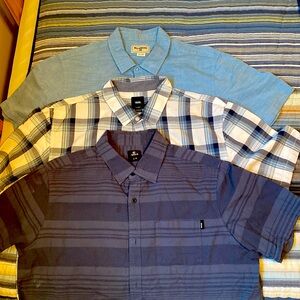 Billabong/Vans/Ripzone short-sleeve men’s shirts, Size L/XL/L. Various Blues.